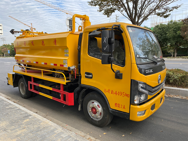 浦东清洗吸污车